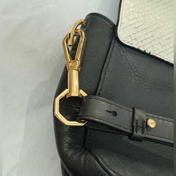 Louise et Cie Alis Leather Crossbody Snake Print White Black & Purple Purse Bag - Picture 6 of 16